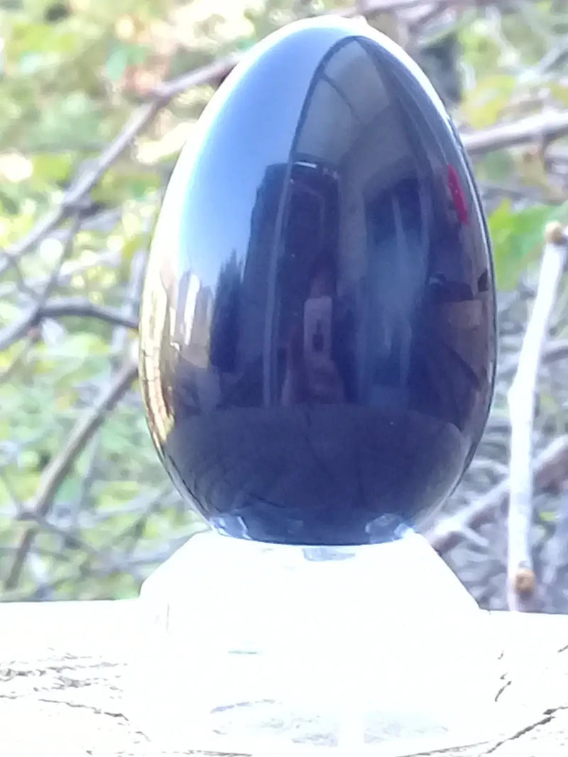 Load image into Gallery viewer, Œuf ’ Tantra Yoni ’ en Obsidienne noire du Mexique Grade A ++++ Gros modèle Œuf ’ Tantra Yoni ’ en Obsidienne noire du Mexique Gros modèle
