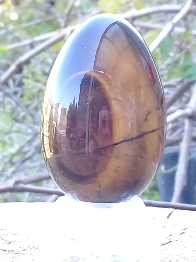 Load image into Gallery viewer, Œuf ’ Tantra Yoni ’ en Œil de tigre du Brésil Grade A ++++ Gros modèle Œuf ’ Tantra Yoni ’ en Œil de tigre du Brésil Gros modèle
