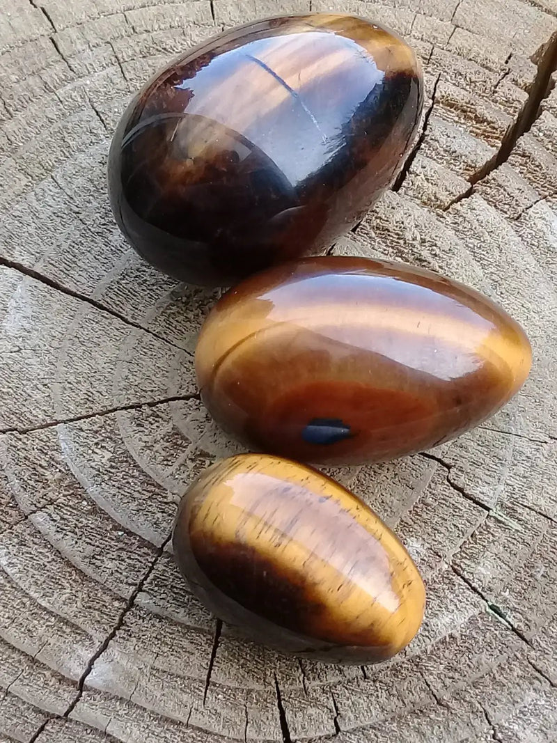 Load image into Gallery viewer, Œuf ’ Tantra Yoni ’ en Œil de tigre du Brésil Grade A ++++ Kit 3 tailles Œuf ’ Tantra Yoni ’ en Œil de tigre du Brésil Kit 3 tailles
