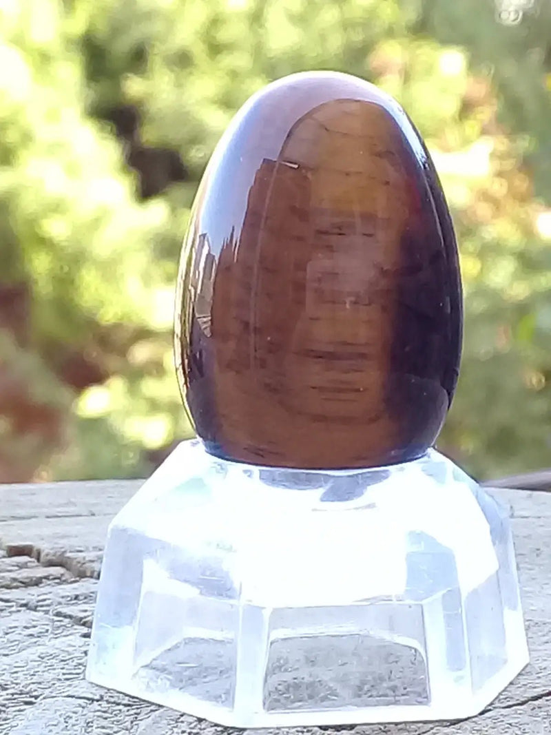 Chargez l&#39;image dans la visionneuse de la galerie, Œuf ’ Tantra Yoni ’ en Œil de tigre du Brésil Grade A ++++ Petit modèle Œuf ’ Tantra Yoni ’ en Œil de tigre du Brésil Petit modèle
