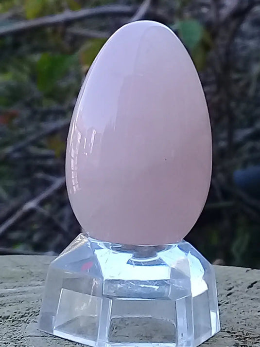 Œuf ’ Tantra Yoni ’ en Quartz rose du Brésil Grade A ++++ Moyen modèle Œuf ’ Tantra Yoni ’ en Quartz rose du Brésil Moyen modèle