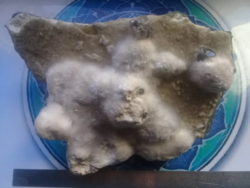 Load image into Gallery viewer, Okénite brute Collection Grade A ++++ Okénite brute de Collection
