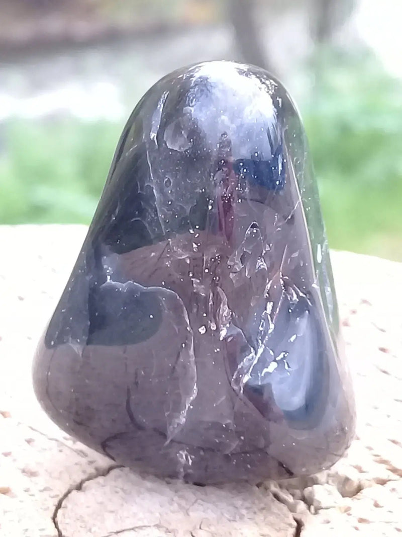 Load image into Gallery viewer, Onyx noire du Brésil pierre roulée Grade A++++ Onyx noire du Brésil pierre roulée
