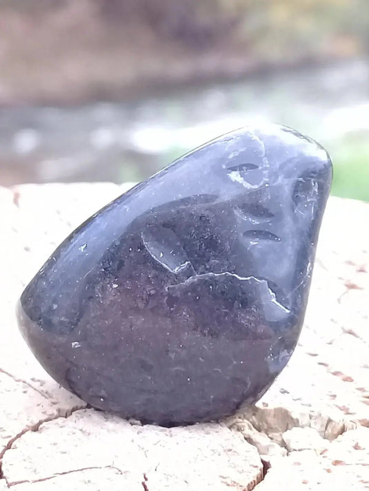 Onyx noire du Brésil pierre roulée Grade A++++ Onyx noire du Brésil pierre roulée