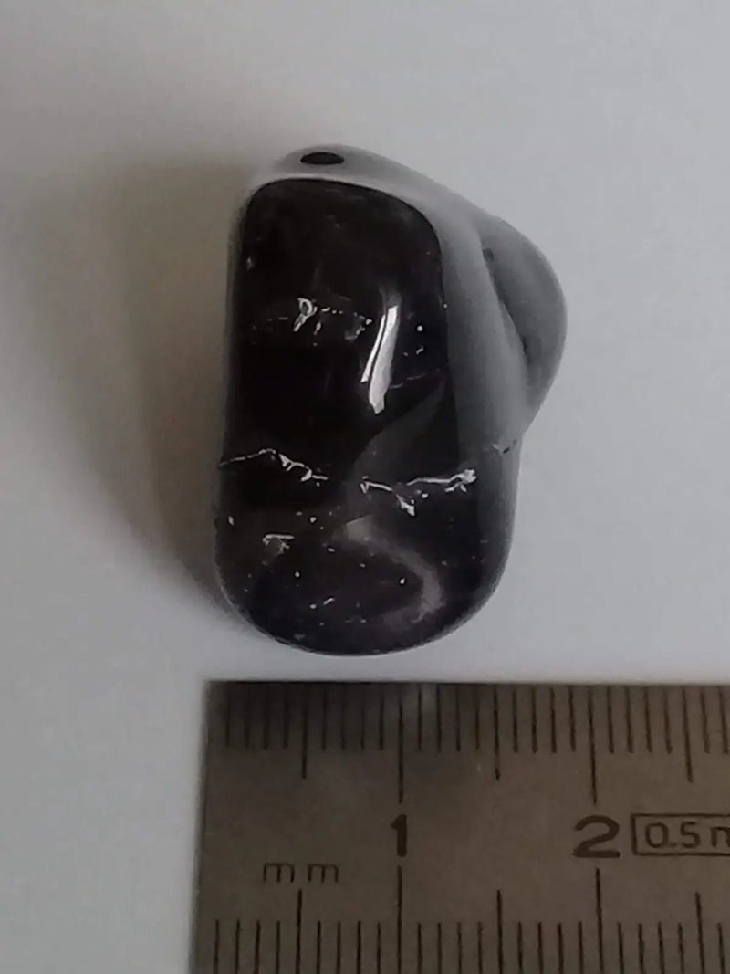 Load image into Gallery viewer, Onyx noire du Brésil pierre roulée Grade A++++ Onyx noire du Brésil pierre roulée
