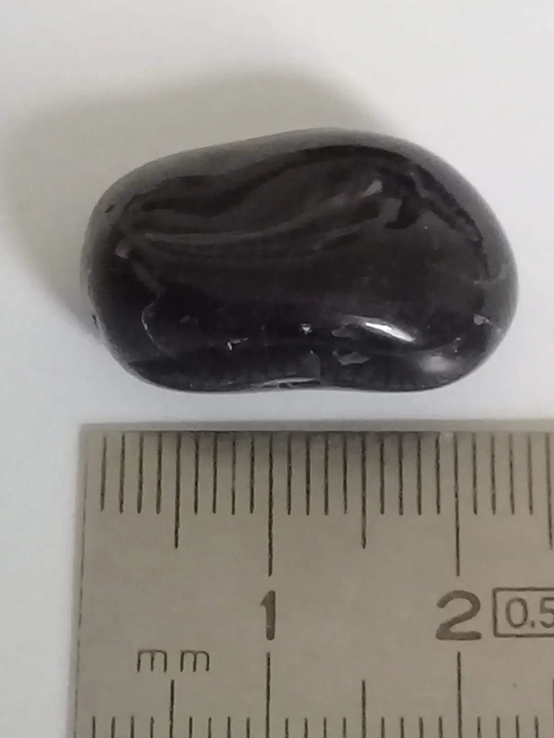 Load image into Gallery viewer, Onyx noire du Brésil pierre roulée Grade A++++ Onyx noire du Brésil pierre roulée
