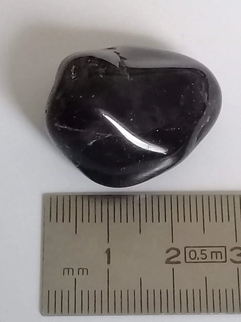 Laden Sie das Bild in Galerie -Viewer, Onyx noire du Brésil pierre roulée Grade A++++ Onyx noire du Brésil pierre roulée Dans la besace du p&#39;tit Poucet   
