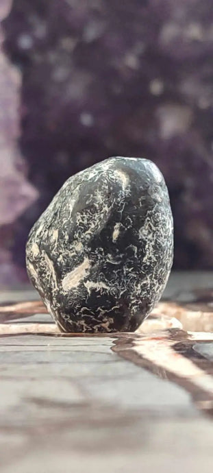 Osidienne larme d’apache du Mexique pierre roulée Grade A++++ Obsidienne larme d’apache pierre roulée