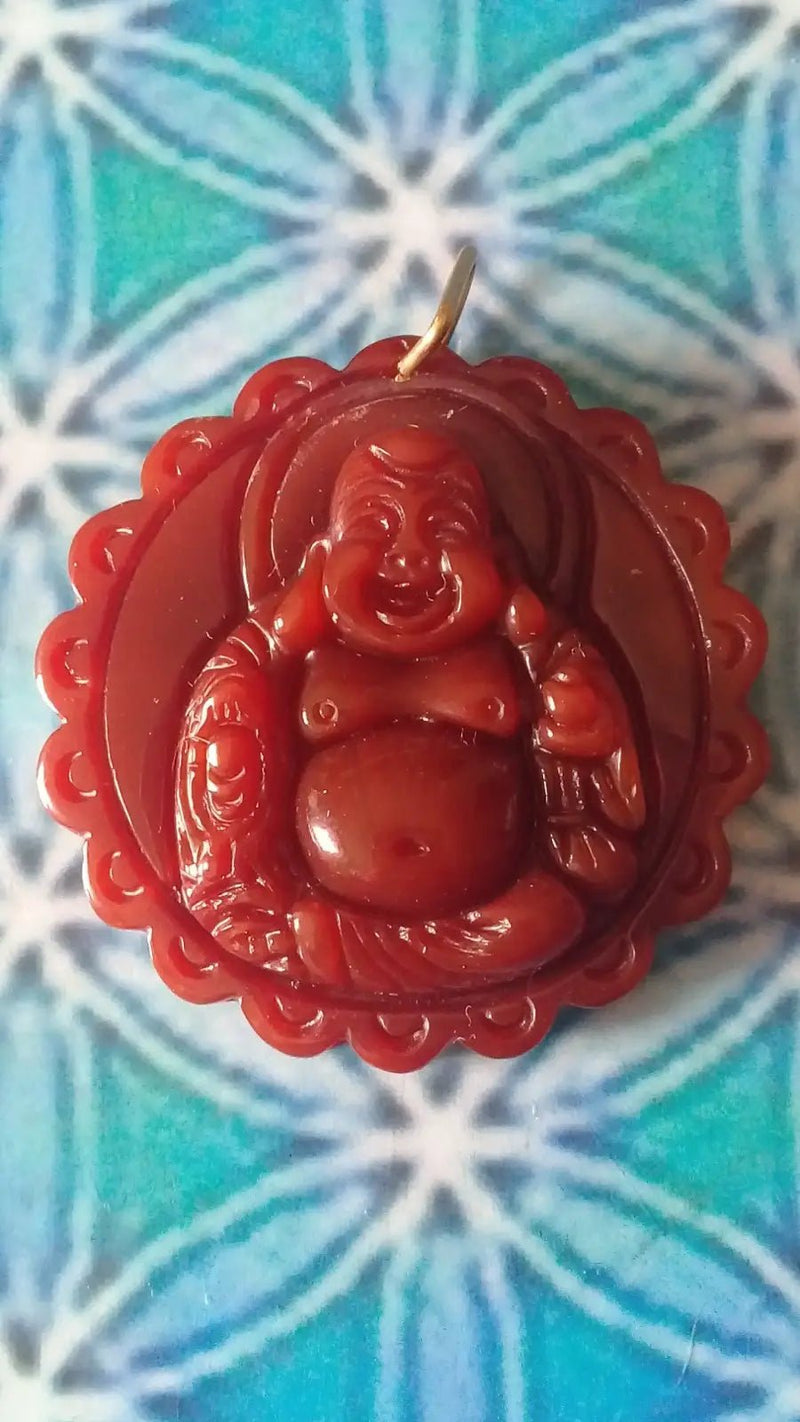 Load image into Gallery viewer, Pendentif Bouddha Cornaline Grade A ++++ aspect brillant (Avec son cordon) Pendentif Bouddha Cornaline
