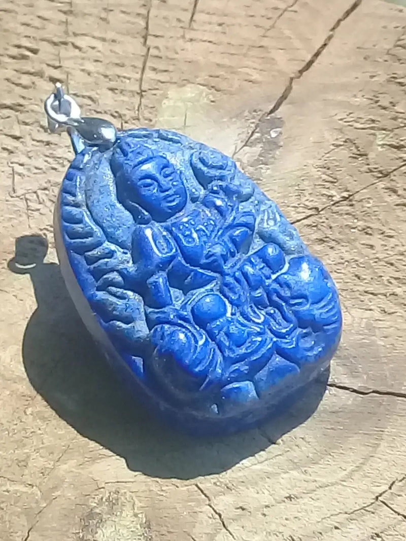 Chargez l'image dans la visionneuse de la galerie, Pendentif Bouddha en Lapis Lazuli Grade A ++++ Pendentif Bouddha en Lapis Lazuli
