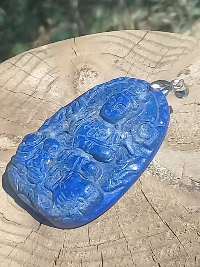 Chargez l'image dans la visionneuse de la galerie, Pendentif Bouddha en Lapis Lazuli Grade A ++++ Pendentif Bouddha en Lapis Lazuli
