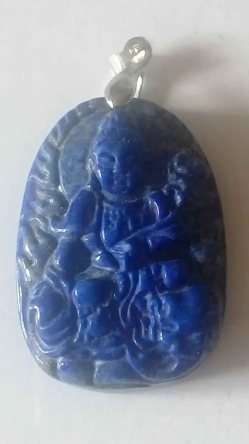 Chargez l'image dans la visionneuse de la galerie, Pendentif Bouddha en Lapis Lazuli Grade A ++++ Pendentif Bouddha en Lapis Lazuli
