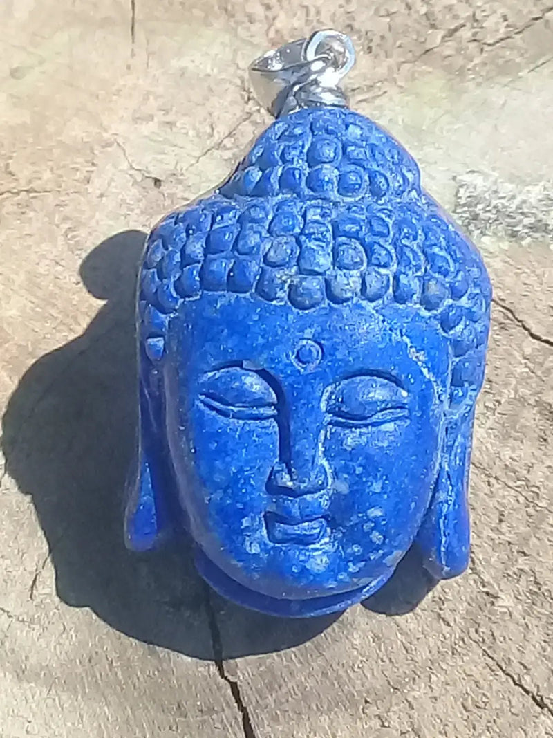 Chargez l'image dans la visionneuse de la galerie, Pendentif tête de Bouddha en Lapis Lazuli Grade A ++++ Pendentif tête de Bouddha en Lapis Lazuli
