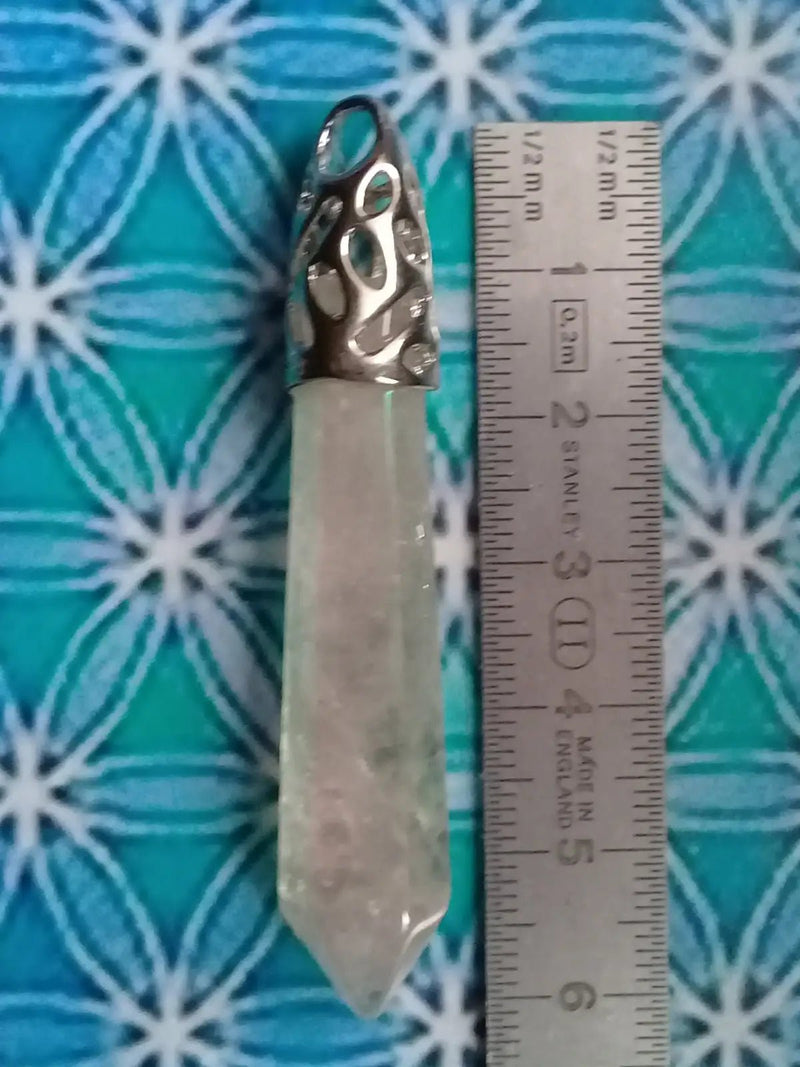 Load image into Gallery viewer, Pendule en Cristal Angel-Aura monté sur Argent 925 Grade A ++++ Pendule en Cristal Angel-Aura monté sur Argent 925
