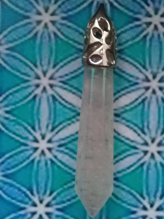 Pendule en Cristal Angel-Aura monté sur Argent 925 Grade A ++++ Pendule en Cristal Angel-Aura monté sur Argent 925