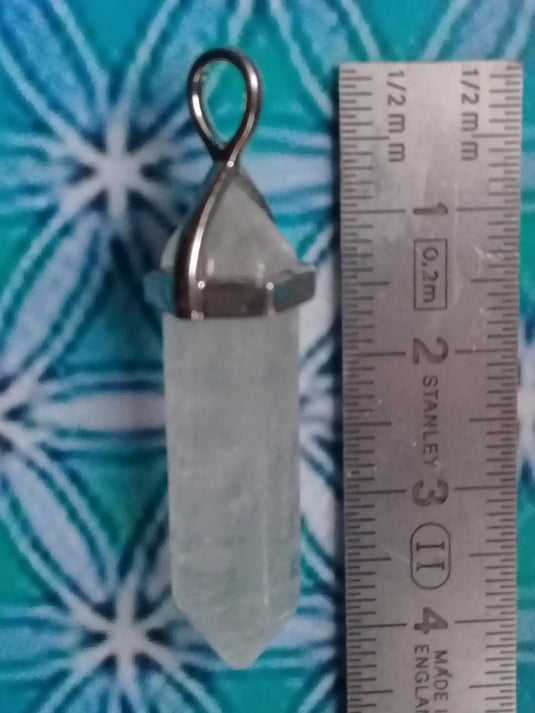Pendule en Cristal de roche monté sur Argent 925 Grade A +++ Pendule en Cristal de roche monté sur Argent 925 Dans la besace du p'tit Poucet...   