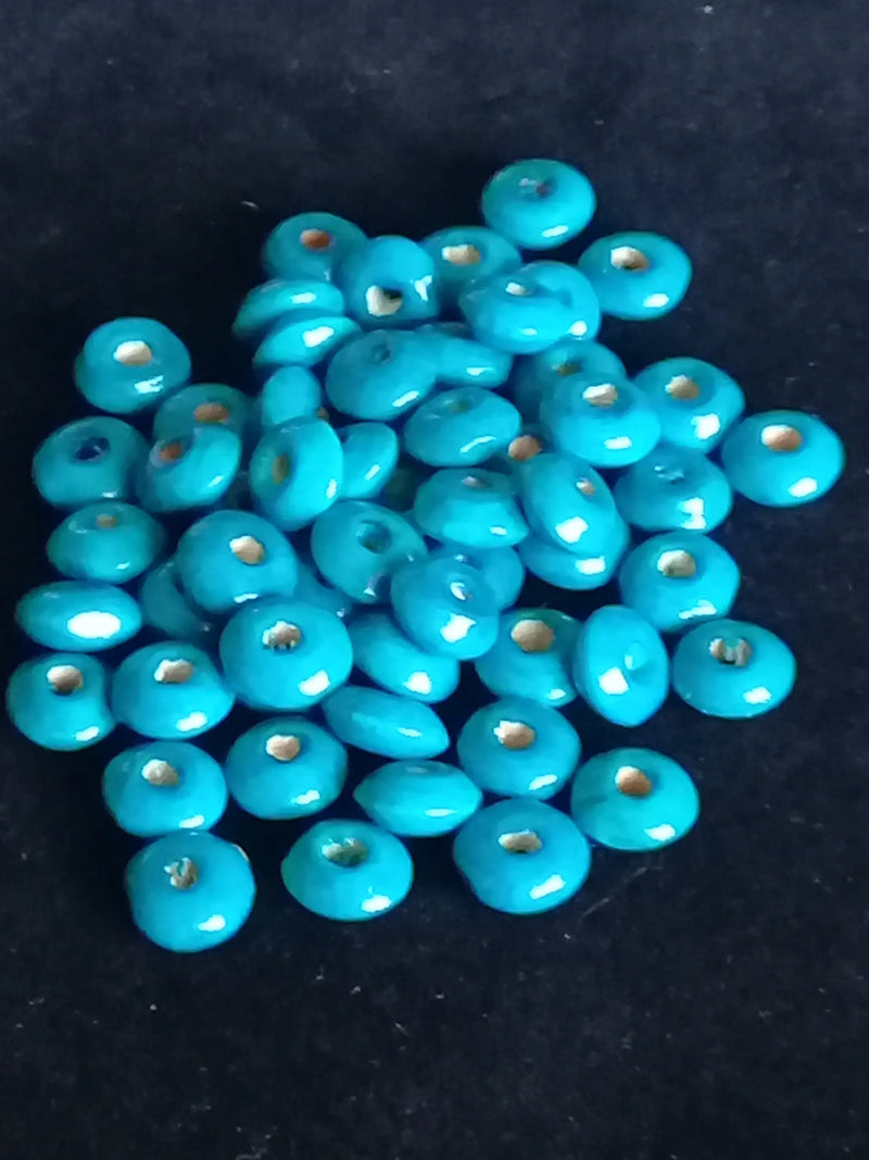 Laden Sie das Bild in Galerie -Viewer, Perle bois bleue Chrysocolle Diam : 8mm X 4mm Prix perle à l’unité Perle bois bleue Diamètre 8mm X 4mm Prix perle à l&#39;unité Dans la besace du p&#39;tit Poucet   
