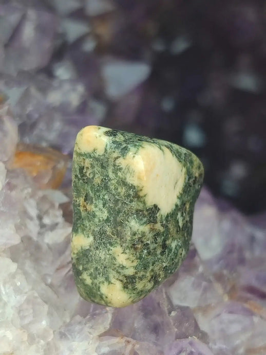 Pierre Bleue des montagnes de Préséli - Pierre roulée - Grade Prémium Pierre bleue de Préséli pierre roulée