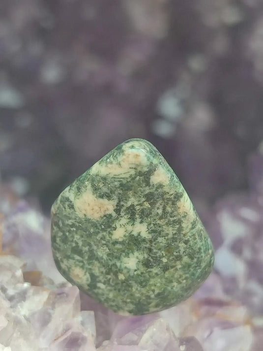 Pierre Bleue des montagnes de Préséli - Pierre roulée - Grade Prémium Pierre bleue de Préséli pierre roulée