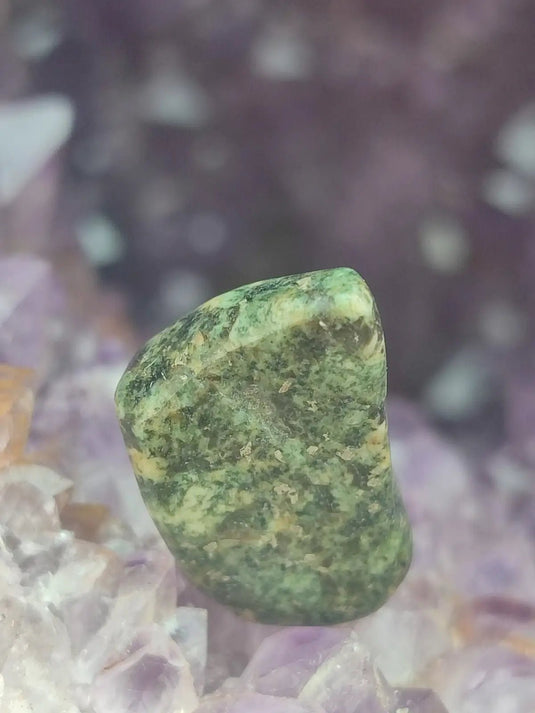 Pierre Bleue des montagnes de Préséli - Pierre roulée - Grade Prémium Pierre bleue de Préséli pierre roulée