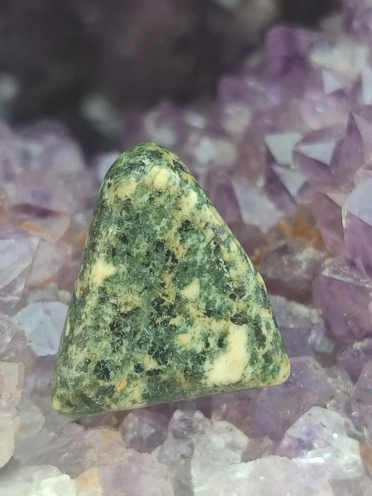 Pierre Bleue des montagnes de Préséli - Pierre roulée - Grade Prémium Pierre bleue de Préséli pierre roulée