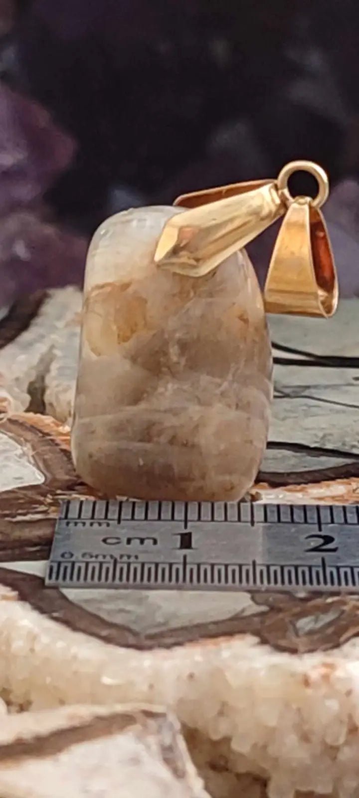 Chargez l'image dans la visionneuse de la galerie, Pierre de lune Adulaire du Brésil pendentif Grade A++ (fourni avec cordon) Pierre de lune Adulaire pendentif
