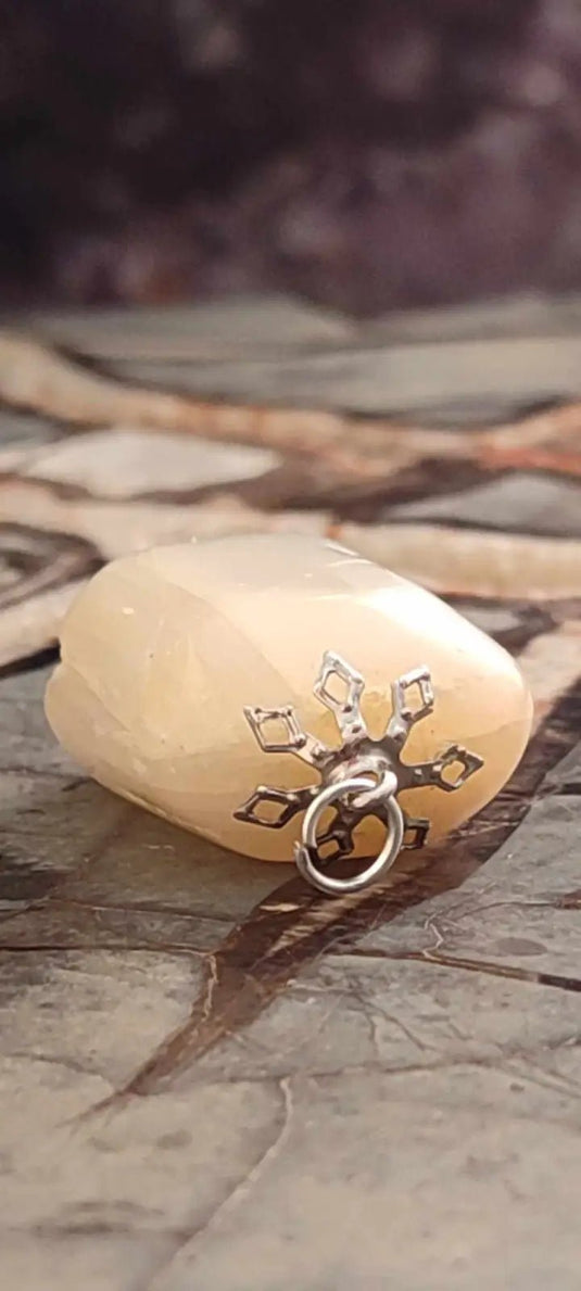 Pierre de lune Adulaire du Brésil pendentif Grade A+++ (fourni avec cordon) Pierre de lune Adulaire pendentif