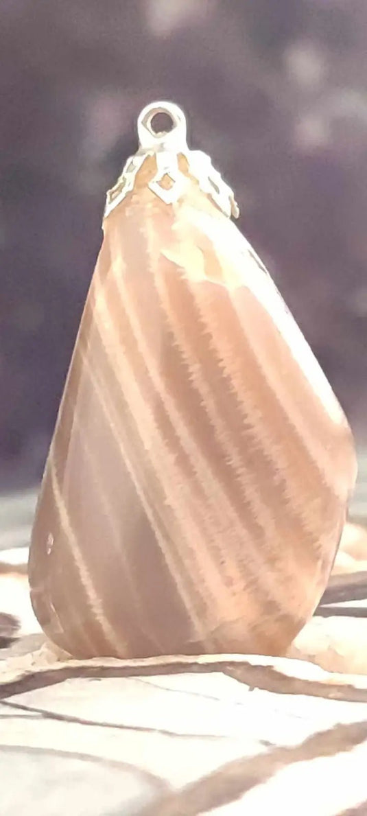 Pierre de lune Adulaire du Brésil pendentif Grade A++++ (fourni avec cordon) Pierre de lune Adulaire pendentif