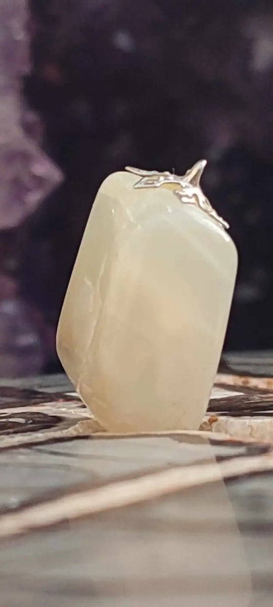 Pierre de lune Adulaire du brésil pendentif Grade A++++ (fourni avec cordon) Pierre de lune Adulaire pendentif