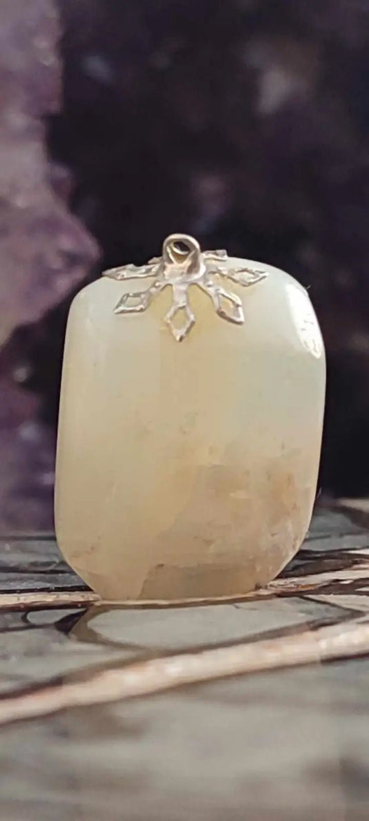 Pierre de lune Adulaire du brésil pendentif Grade A++++ (fourni avec cordon) Pierre de lune Adulaire pendentif