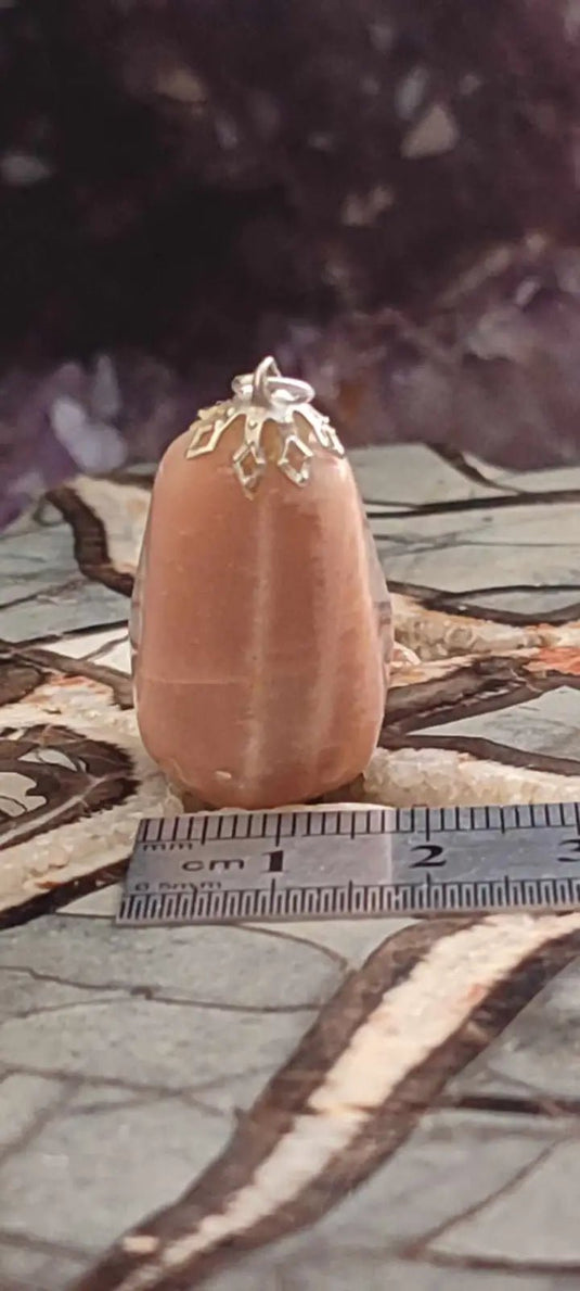 Pierre de lune Adulaire du Brésil pendentif Grade A++++ (fourni avec cordon) Pierre de lune Adulaire pendentif