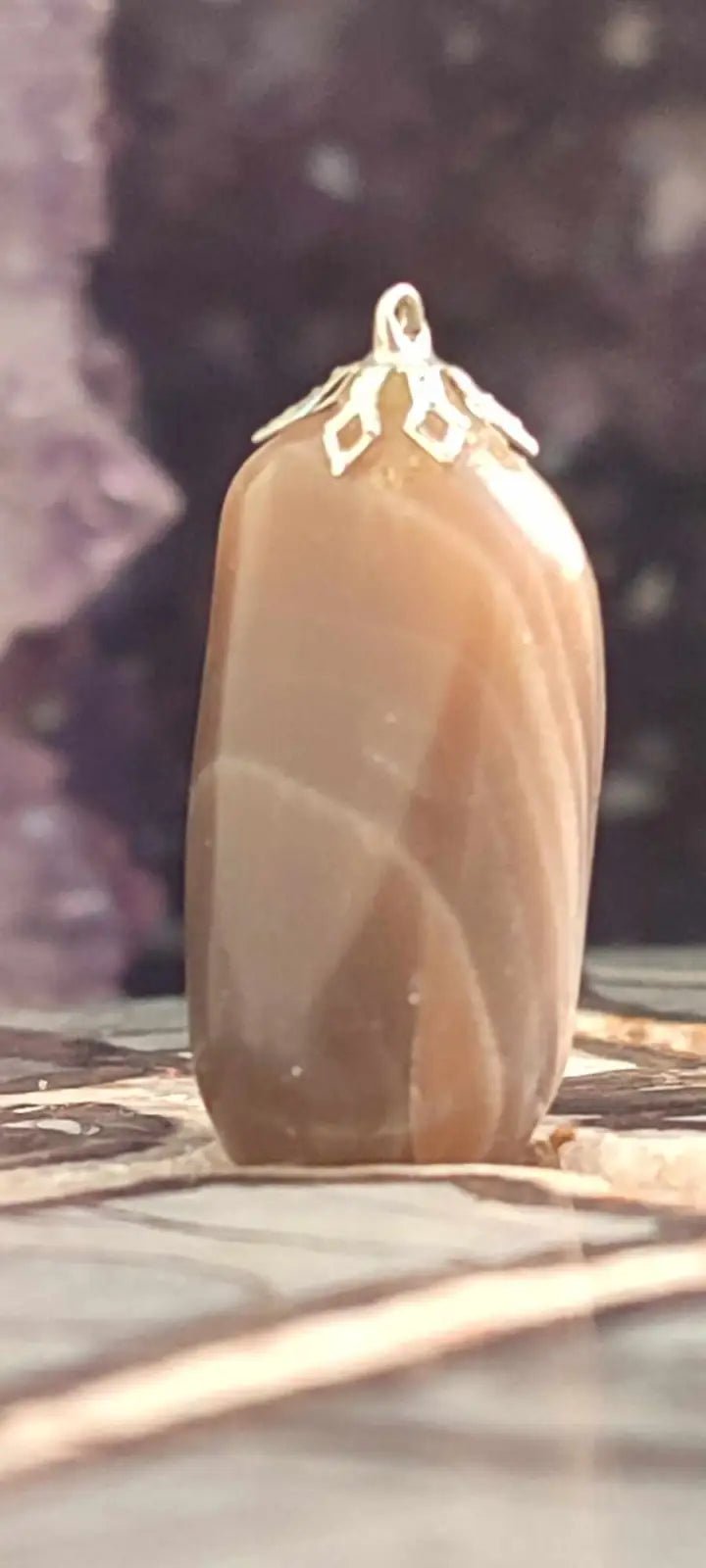 Load image into Gallery viewer, Pierre de lune Adulaire du Brésil pendentif Grade A++++ (fourni avec cordon) Pierre de lune Adulaire pendentif
