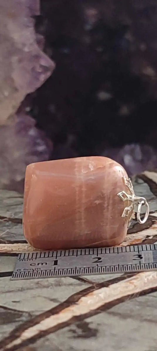 Pierre de lune Adulaire du Brésil pendentif Grade A++++ (fourni avec cordon) Pierre de lune Adulaire pendentif