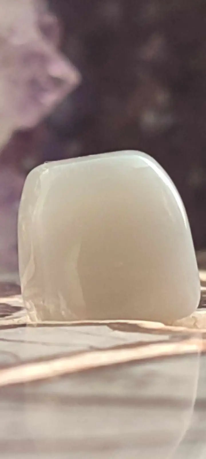 Load image into Gallery viewer, Pierre de lune Adulaire du Brésil pierre roulée Grade A++++ Pierre de lune Adulaire roulée
