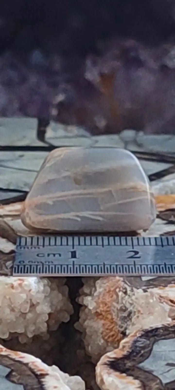 Load image into Gallery viewer, Pierre de lune Adulaire du Brésil pierre roulée Grade A++++ Pierre de lune Adulaire roulée
