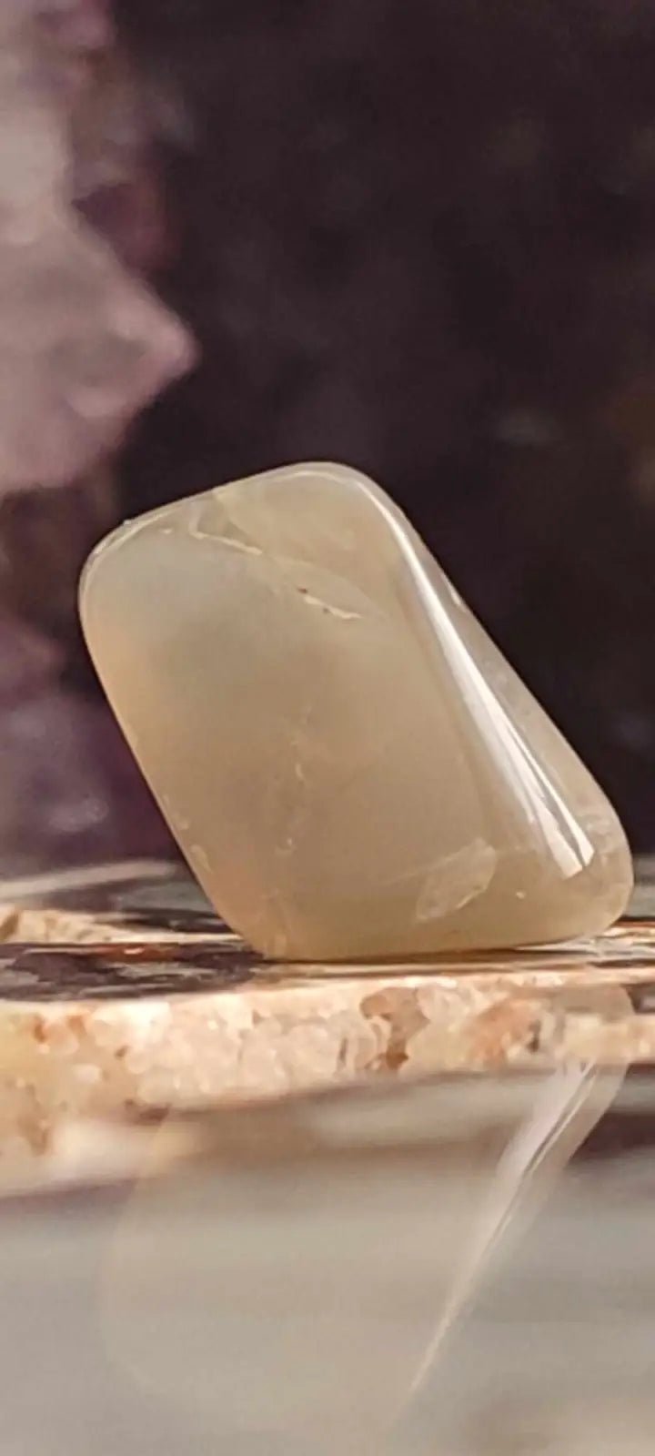 Load image into Gallery viewer, Pierre de lune Adulaire du Brésil pierre roulée Grade A++++ Pierre de lune Adulaire roulée
