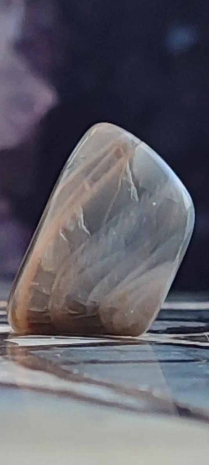 Load image into Gallery viewer, Pierre de lune Adulaire du Brésil pierre roulée Grade A++++ Pierre de lune Adulaire roulée
