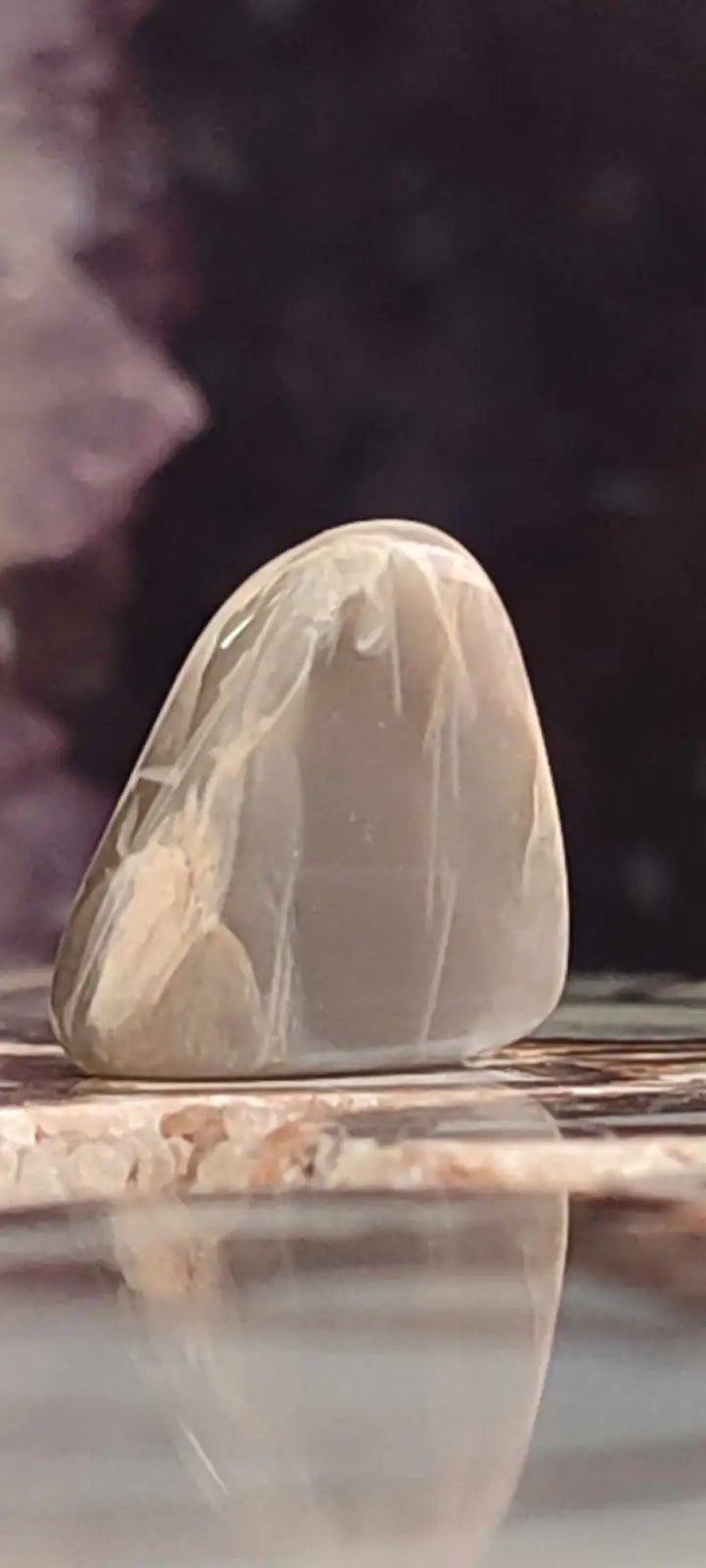 Load image into Gallery viewer, Pierre de lune Adulaire du Brésil pierre roulée Grade A++++ Pierre de lune Adulaire roulée
