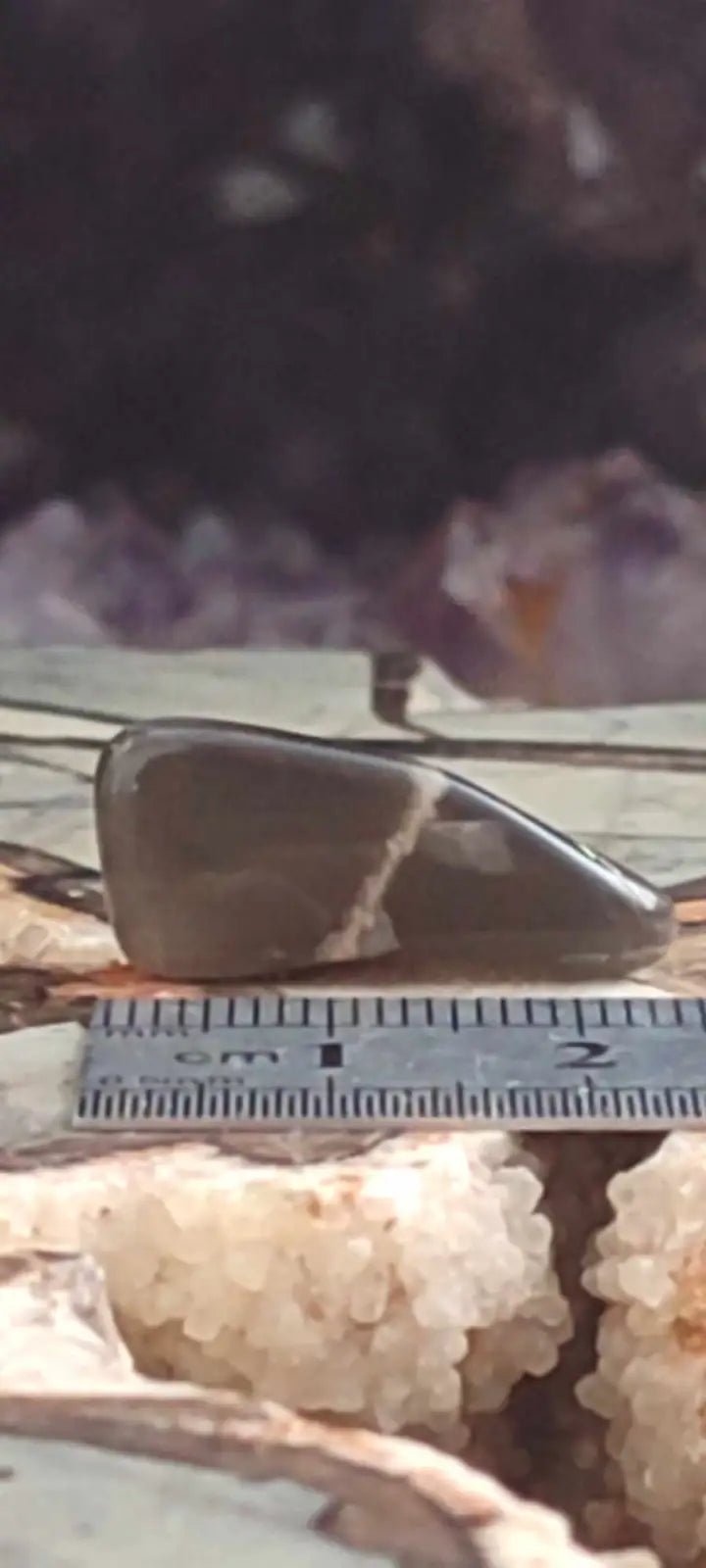 Load image into Gallery viewer, Pierre de lune Adulaire du Brésil pierre roulée Grade A++++ Pierre de lune Adulaire roulée
