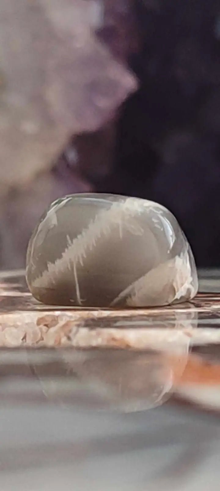 Load image into Gallery viewer, Pierre de lune Adulaire du Brésil pierre roulée Grade A++++ Pierre de lune Adulaire roulée
