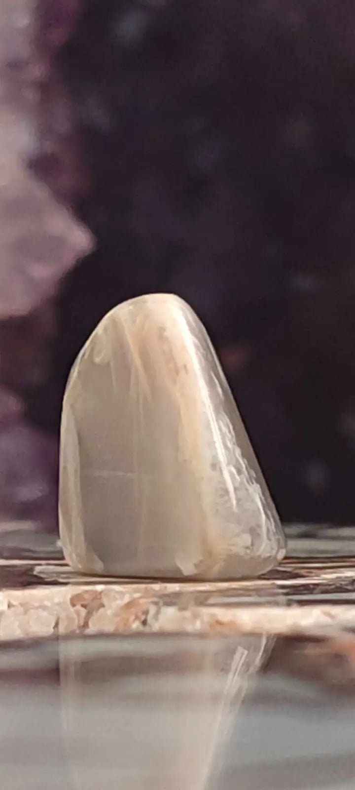 Load image into Gallery viewer, Pierre de lune Adulaire du Brésil pierre roulée Grade A++++ Pierre de lune Adulaire roulée
