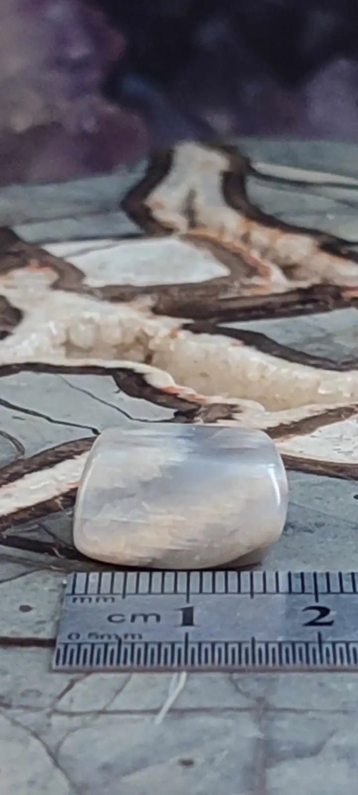 Chargez l'image dans la visionneuse de la galerie, Pierre de lune Adulaire du Brésil pierre roulée Grade A++++ Pierre de lune Adulaire roulée
