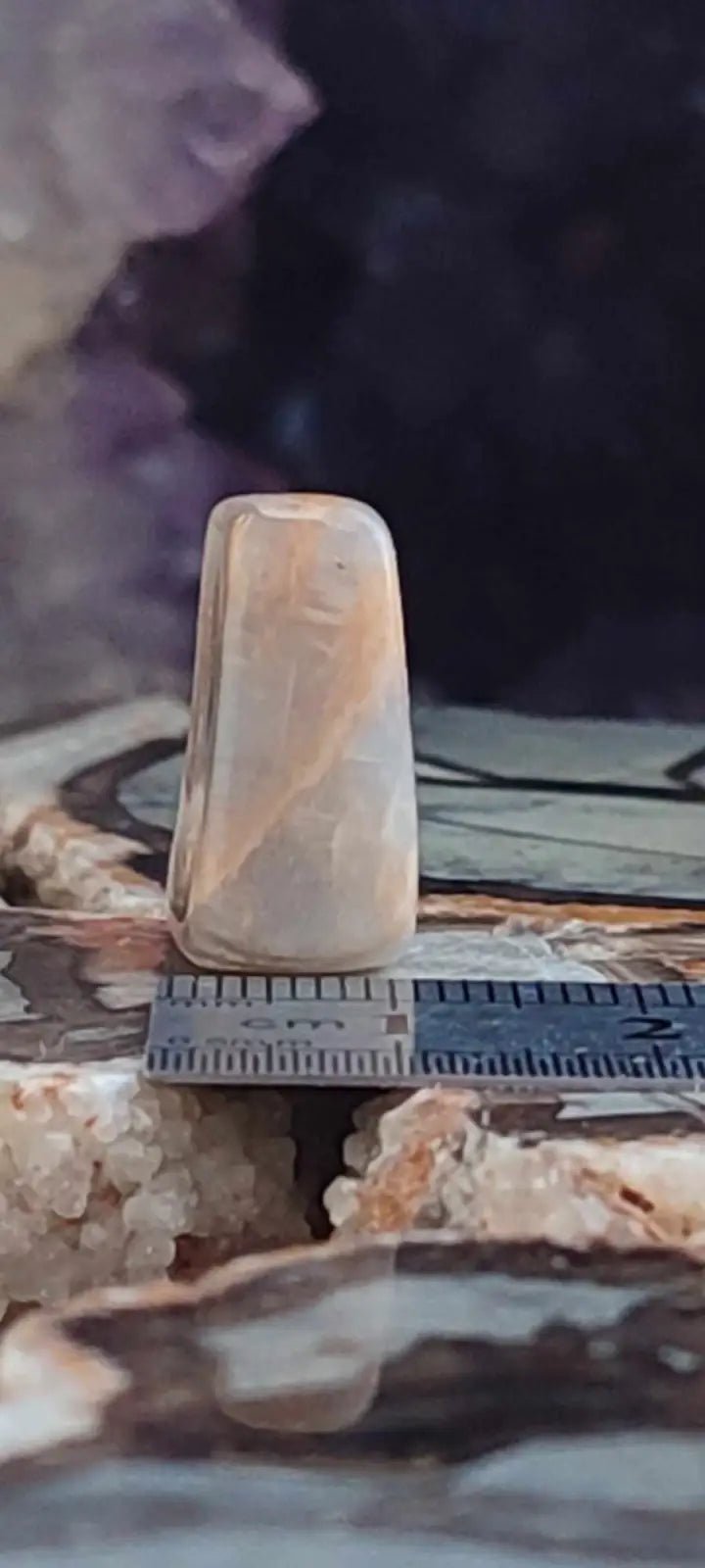 Load image into Gallery viewer, Pierre de lune Adulaire du Brésil pierre roulée Grade A++++ Pierre de lune Adulaire roulée
