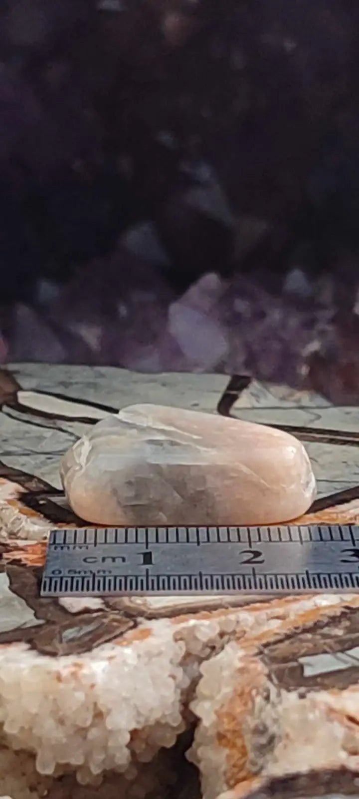 Load image into Gallery viewer, Pierre de lune Adulaire du Brésil pierre roulée Grade A++++ Pierre de lune Adulaire roulée
