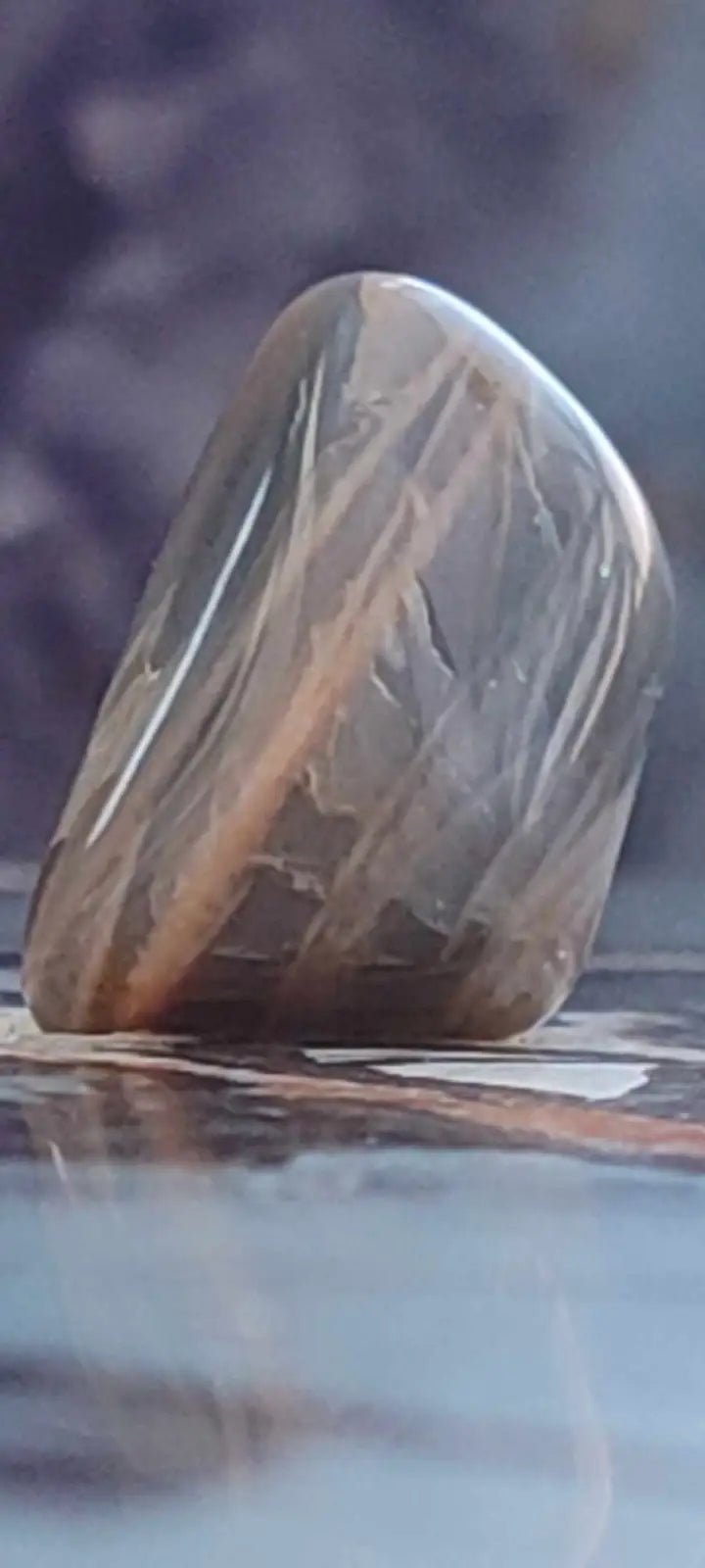 Load image into Gallery viewer, Pierre de lune Adulaire du Brésil pierre roulée Grade A++++ Pierre de lune Adulaire roulée
