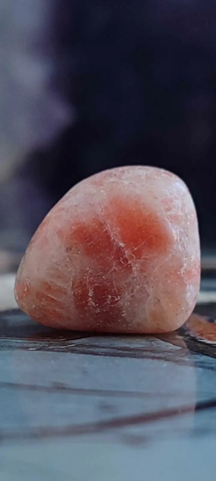 Load image into Gallery viewer, Pierre du soleil Héliolite du Brésil pierre roulée Grade A+++++ Pierre du soleil Héliolite
