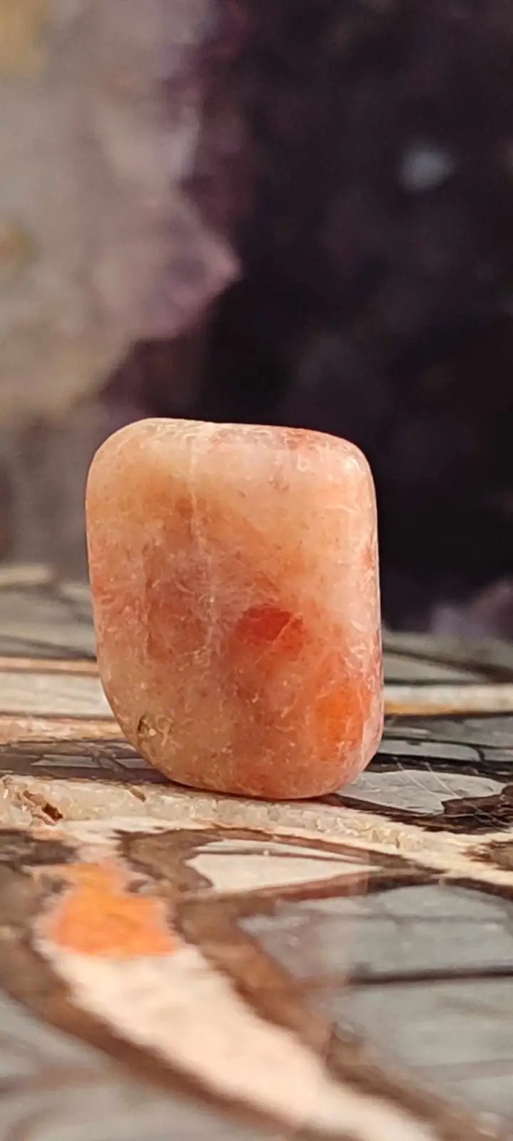 Load image into Gallery viewer, Pierre du soleil Héliolite du Brésil pierre roulée Grade A++++ Pierre du soleil Héliolite
