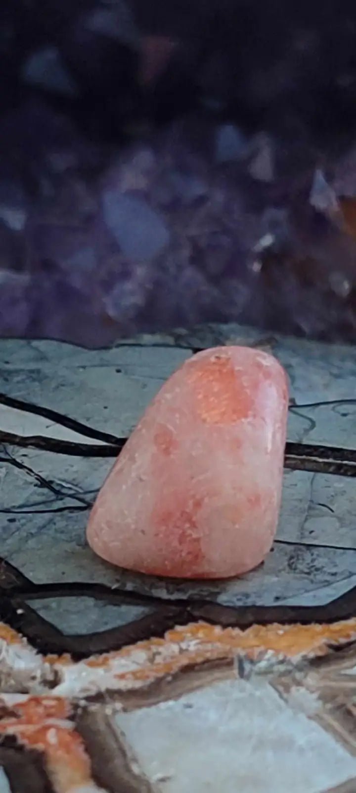 Load image into Gallery viewer, Pierre du soleil Héliolite du Brésil pierre roulée Grade A++++ Pierre du soleil Héliolite
