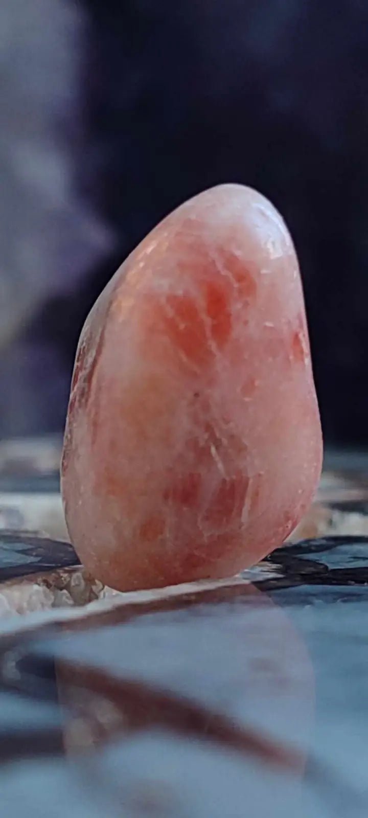 Load image into Gallery viewer, Pierre du soleil Héliolite du Brésil pierre roulée Grade A++++ Pierre du soleil Héliolite
