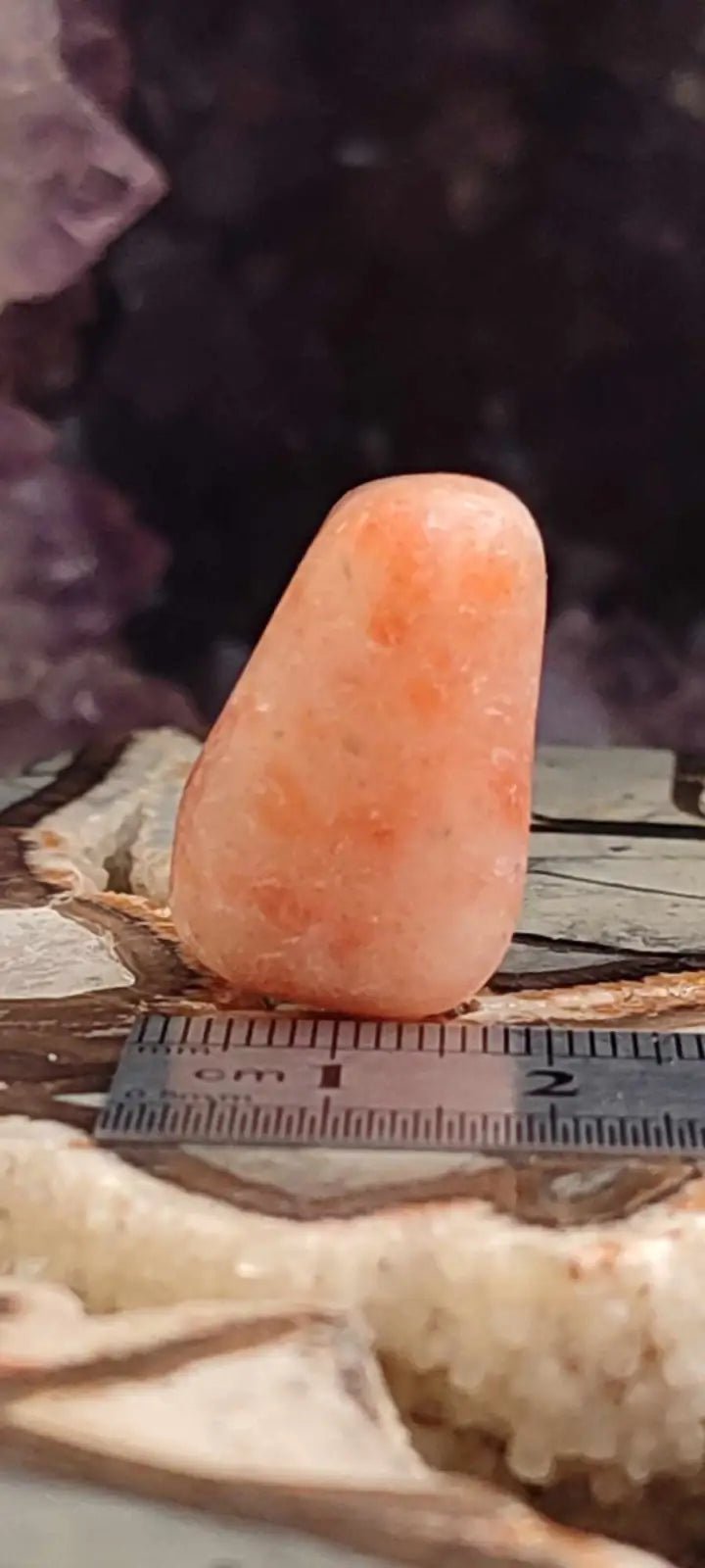 Load image into Gallery viewer, Pierre du soleil Héliolite du Brésil pierre roulée Grade A++++ Pierre du soleil Héliolite
